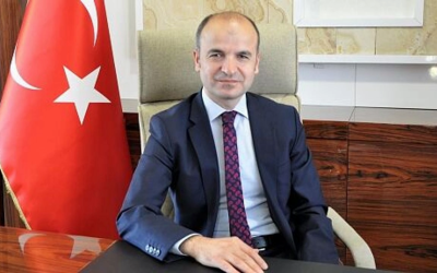 Dr. Ahmet Alanlı Kimdir ?